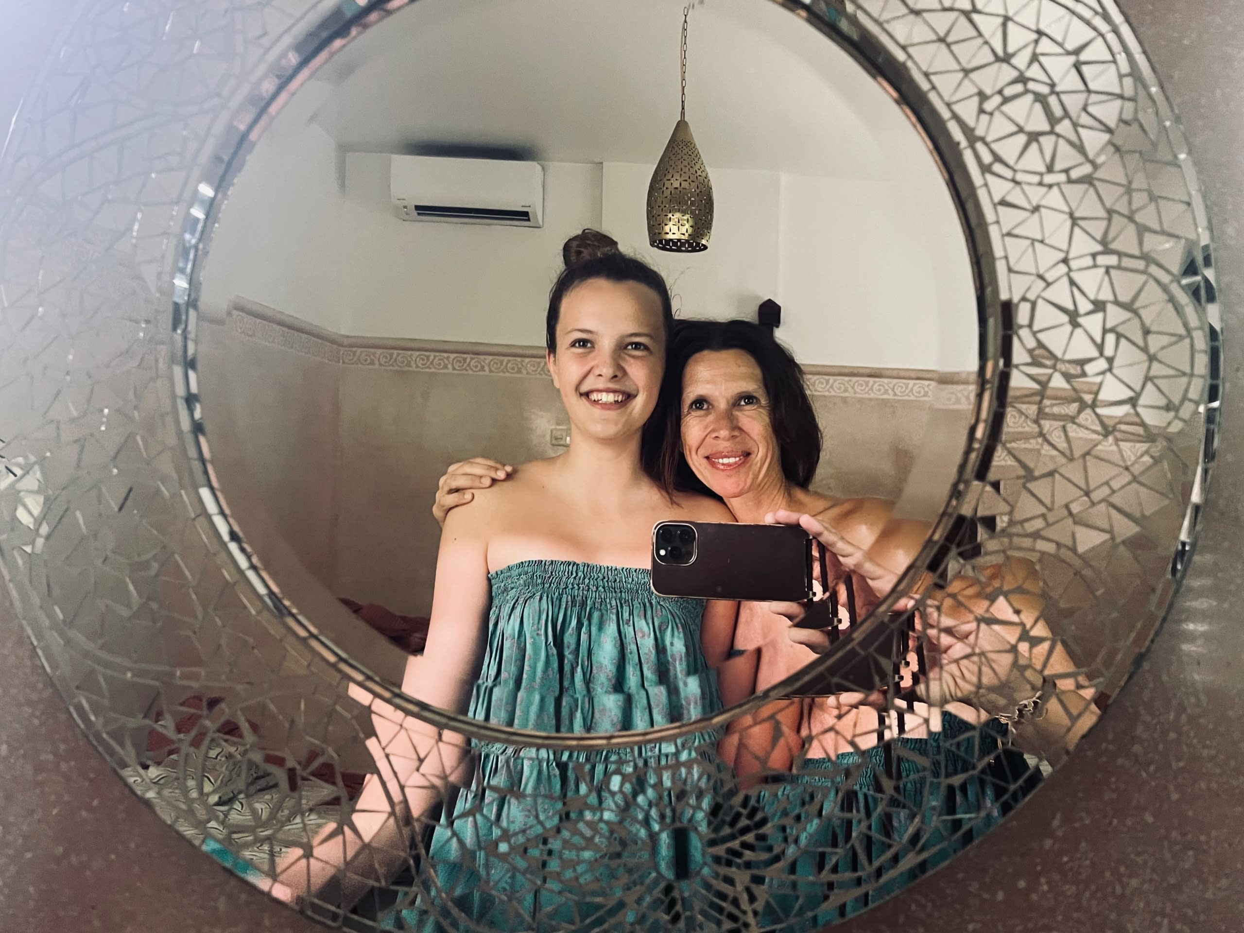 Wir hatten sogar ein Facial...sieht man doch;) 